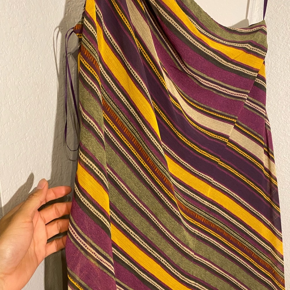 Lauren Ralph Lauren striped georgette one-shoulder dress. 
14 - Picture 5 of 9